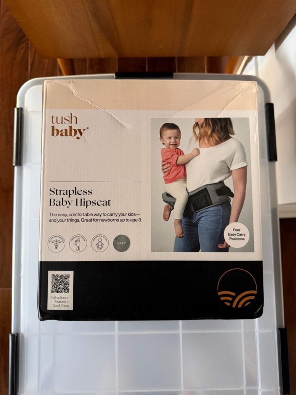 tush baby Strapless Baby Hipseat in Grey